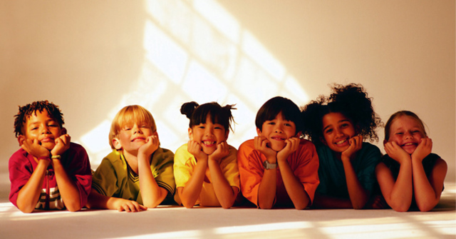 NIÑOS COMO SERES HUMANOS