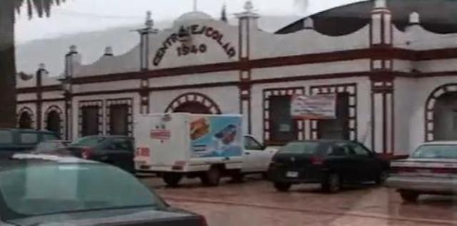 Entrada a la primaria