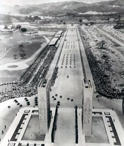Inauguración de Los Próceres durante la "Semana de la Patria"