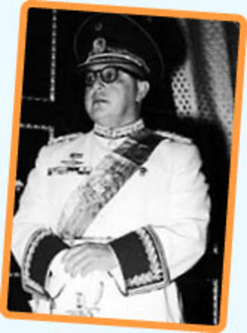 Marcos Pérez Jiménez es juramentado presidente de la República