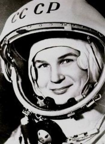 Vostok 6: Valentina Tereshkova, primera mujer en el espacio.