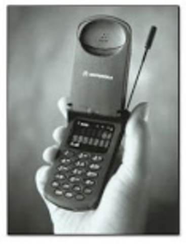 Motorola siguió innovando con su terminal StarTAC