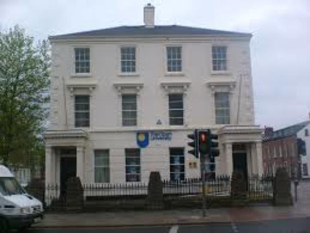 Se crea la Open University Británica 1833