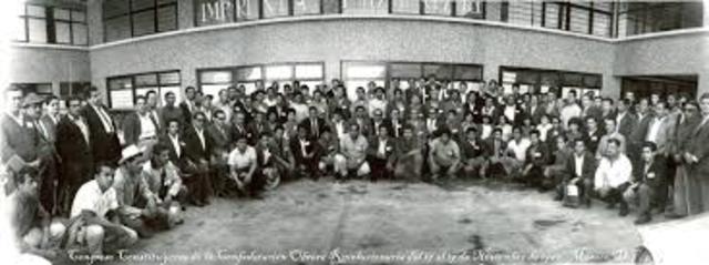 NACE LA CONFEDERACION OBRERA MEXICANA