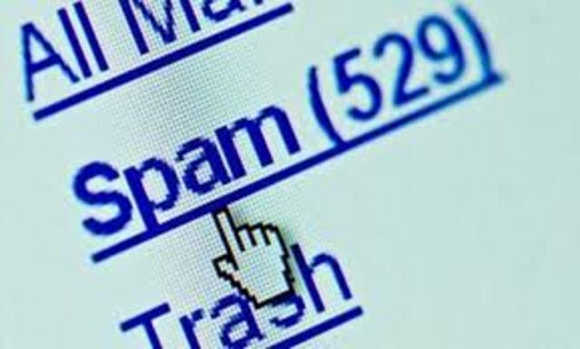 Se inventó el correo electrónico tipo Spam.