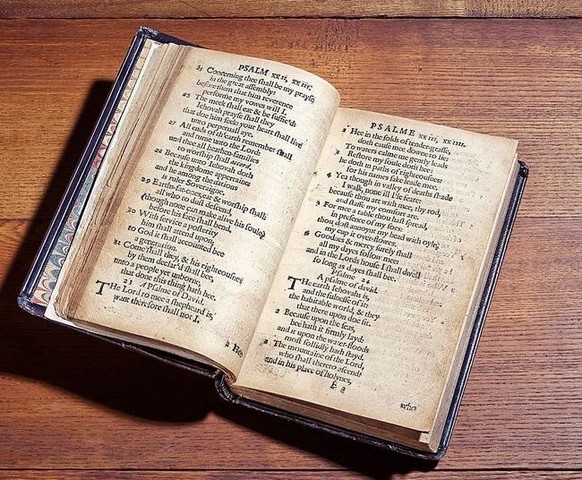 Se publica el primer libro estadounidense.