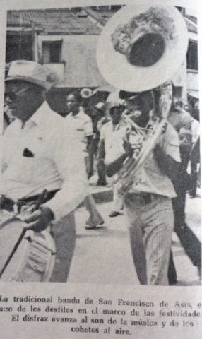 Promoviendo Musica y Baile