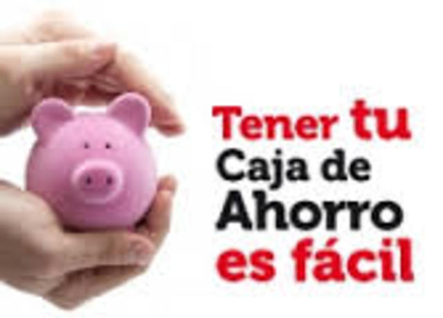 se modificaron los artículos constitucionales 28 y 123 en los que se ampliaba la participación de los sectores privado y social en el capital de los bancos.