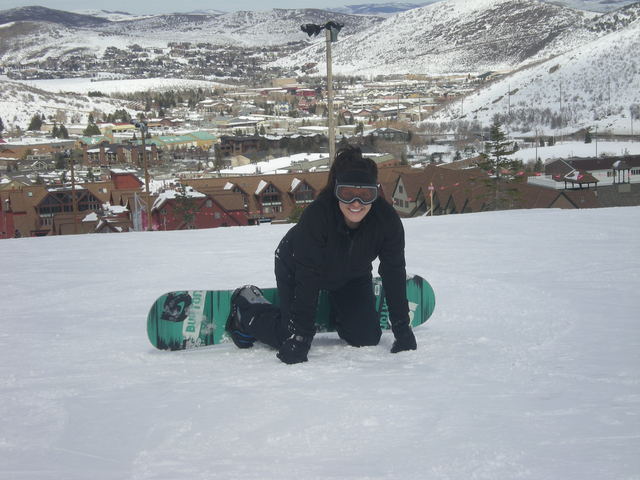 Santiago Learns to Snowboard