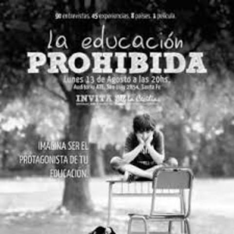 DEScENTRALIZACION DE LA ENSEÑANZA (escuela prusiana)