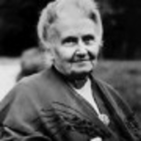 MARIA MONTESSORI