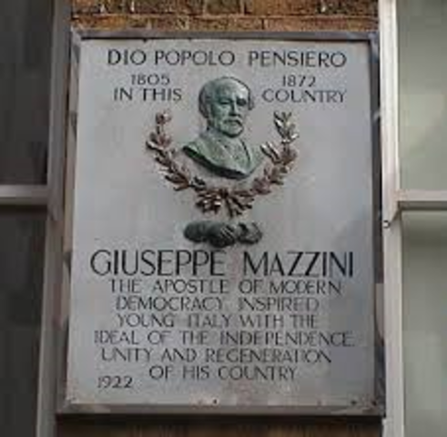 Mazzini founds Young Italy