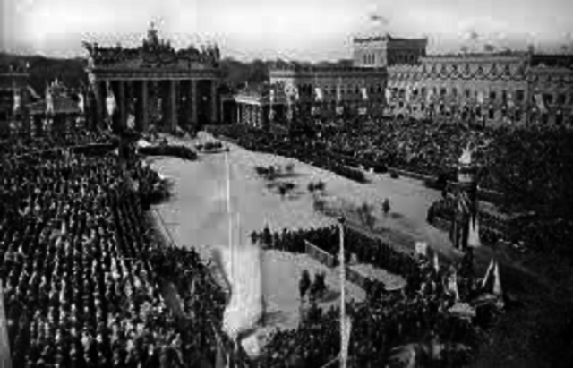 Italy makes deal with Berlin