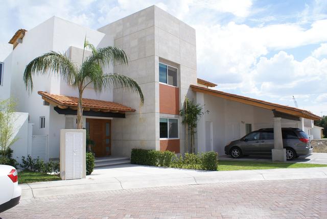 ¿QUE TANTO CONSUMIMOS?