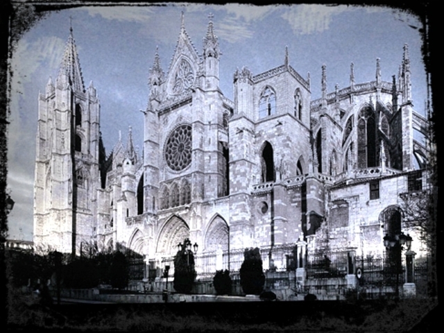 León - Mesa Redonda con jueces y fiscales