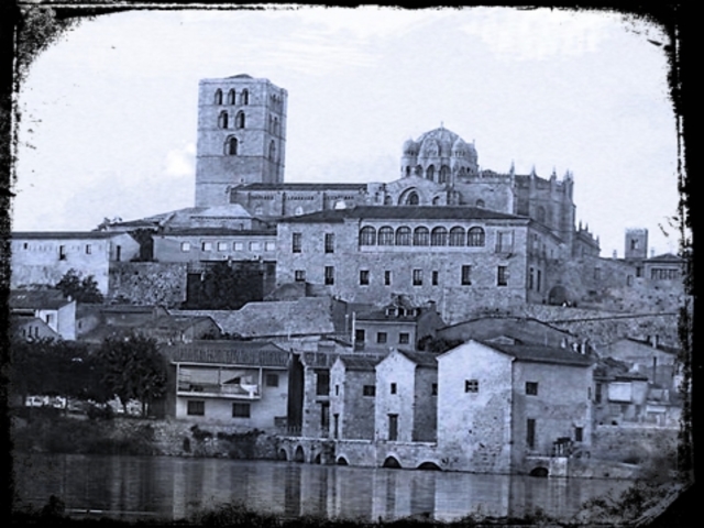 Zamora - Mesa Redonda con jueces y fiscales