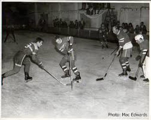 the first hockey rink