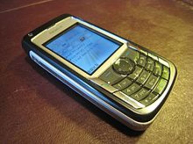 NOKIA 6680