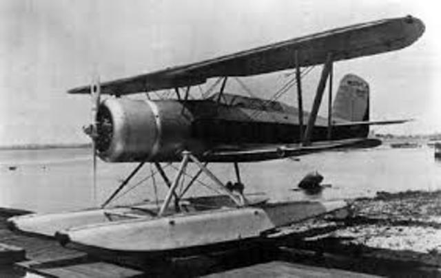 First Modern Commercial Airliner