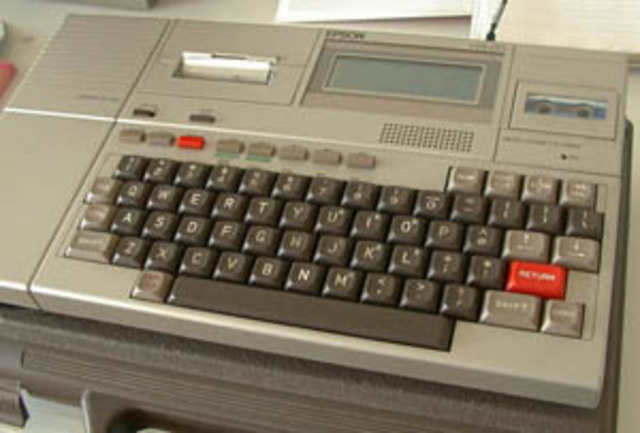 La primeracomputadora portatil.