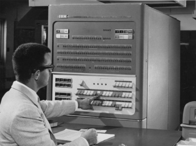 IBM 650 "The Magnetical Drum Calculator"