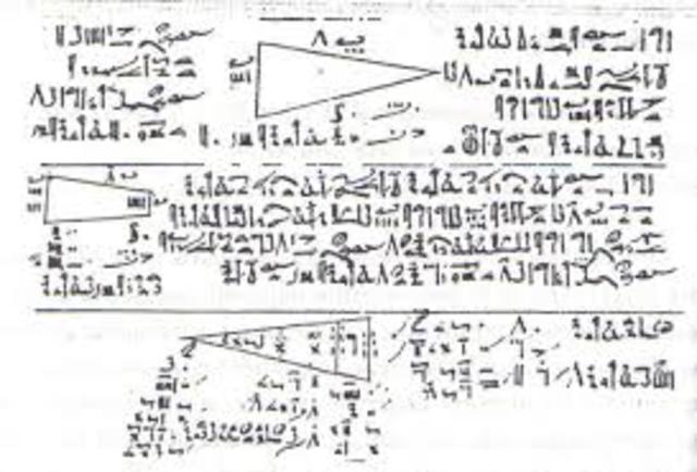 El papiro de Rhind[14] (hacia 1650 a. C.) es otro tex-to matemático egipcio