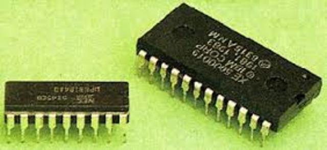 Gordon E. Moore patentó del primer circuito integrado