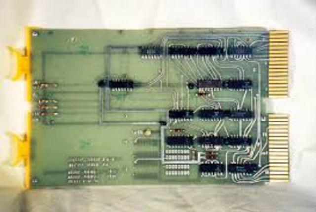 Primer Circuito Integrado