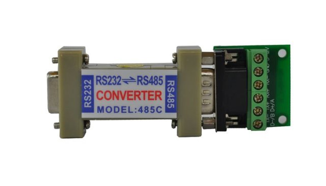 Se introduce el estándar RS-232C