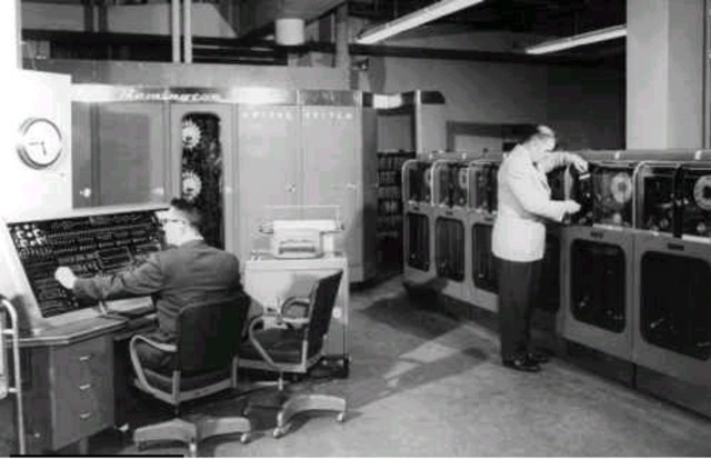 UNIVAC.   (Universal Automatic Computer)