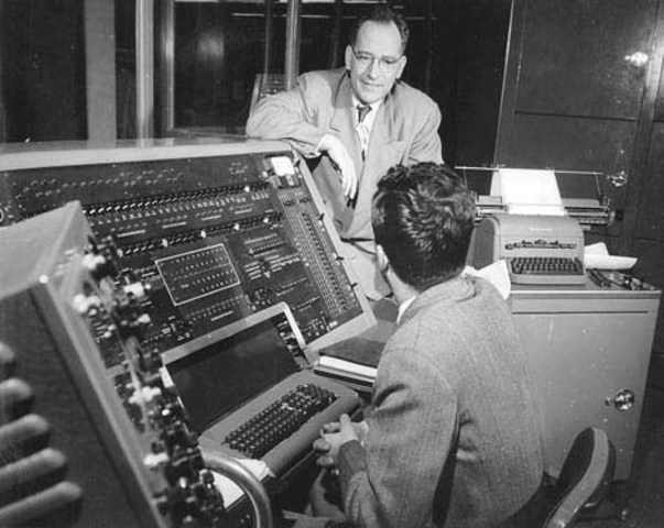 Fue puesto en servicio el primer UNIVAC