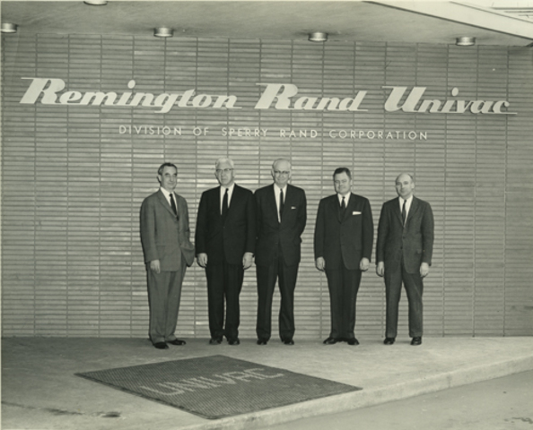 IBM y Remington Rand Univac.