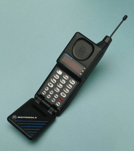 Motorola's MicroTAC