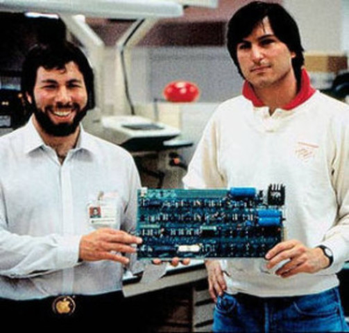steve jobs y steve wozniak idean la primera microcomputadora