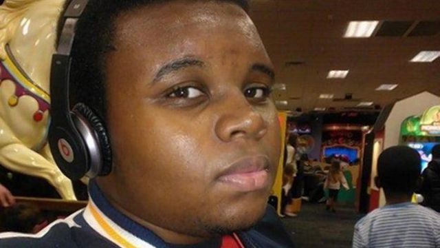 michael brown gets killed