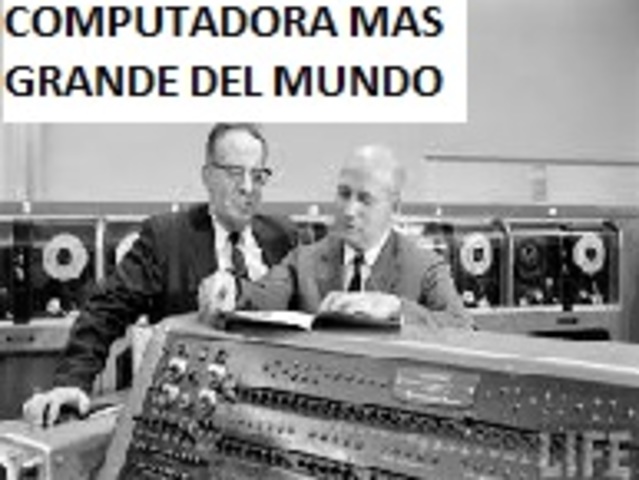 ENIAC  (Computador e Integrador Numérico Electrónico)