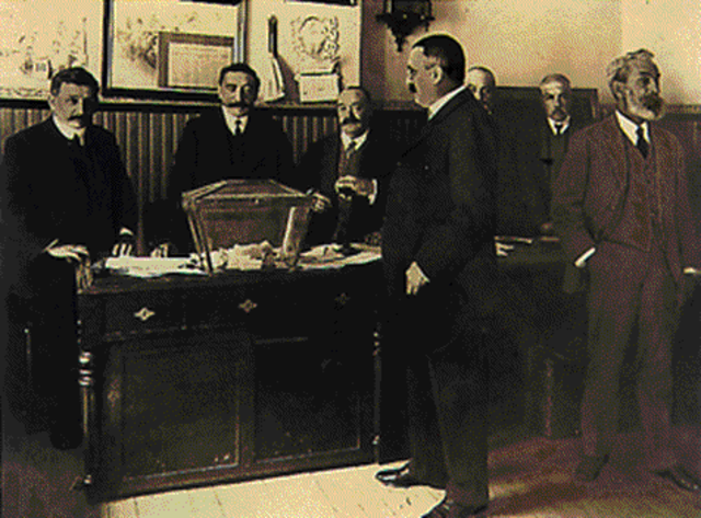 Extensión de derechos políticos.