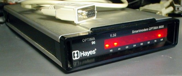 Hayes, Internet por cable modem