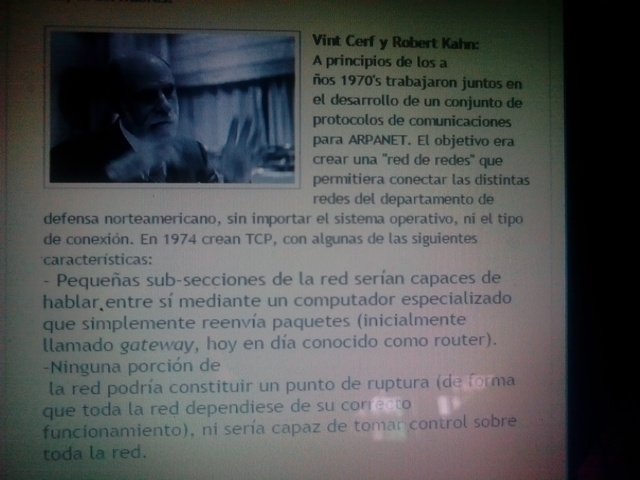 VINT CERF Y ROBERT KAHN