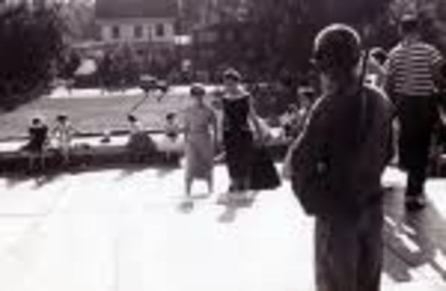 Fayetteville Public Schools Desegregate