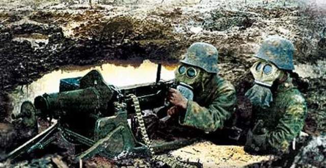 Grecia entra en la guerra.