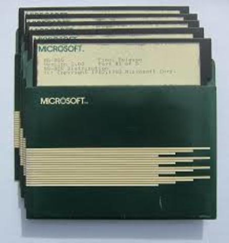 first Microsoft operating system purchased by ibm