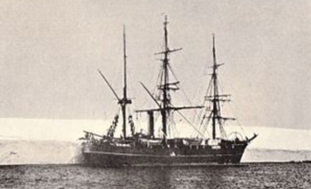 Scott and four companions reach the Pole, only to find that Amundsen has been there first.