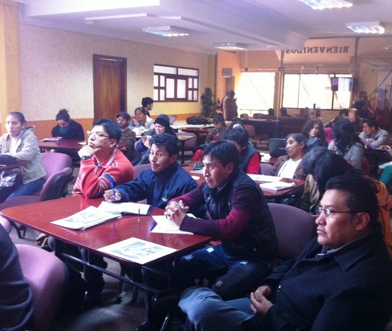 Lideresas de Charaña presentes en el Segundo Encuentro de la sociedad civil