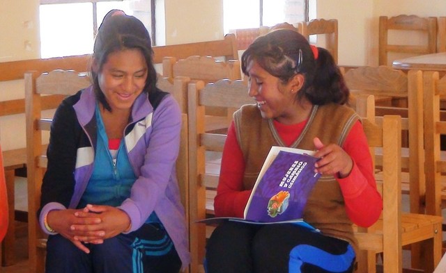 JÓVENES LIDERESAS EXPRESAN SUS PREOCUPACIONES MEDIANTE CONCURSO MUNDIAL DE ENSAYOS