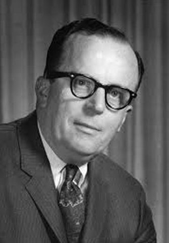 J.C.R. Licklider Conceives Intergalactic Network