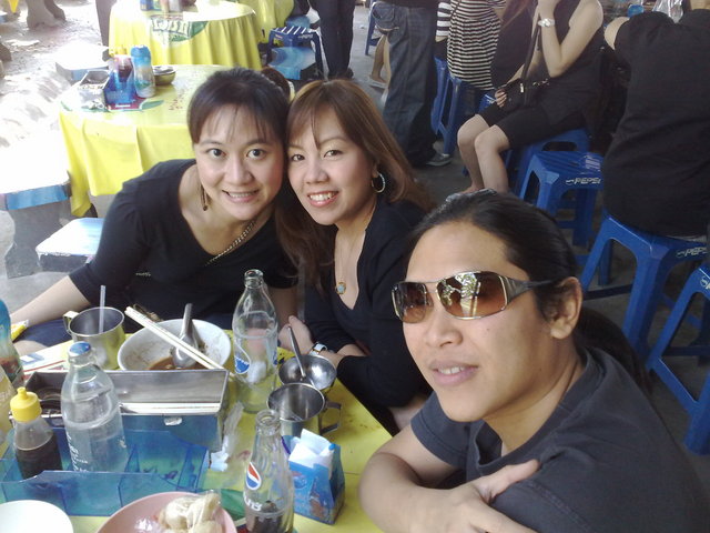 Sing, Play, Serve blind kids together at Blind school BKK.