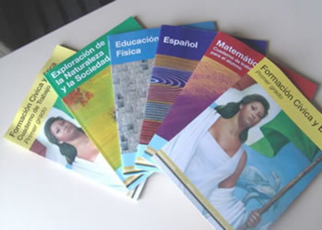 Modificación de planes y programas de estudios y la renovación de libros de texto de preescolar, primaria y secundaria