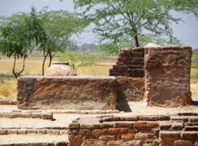 4000 A.C Nacen las primeras ciudades