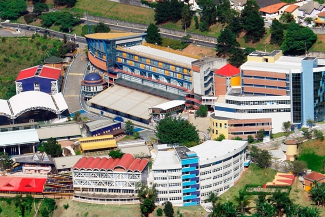 Primeiro dia de aula no Objetivo